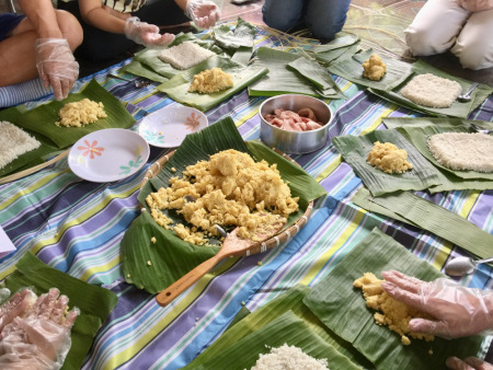 AI...BÁNH TÉT HÔNG?